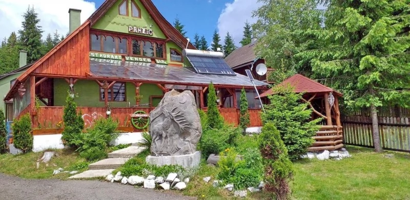 Bucsin-tető Szállás | Motel (K0668-23) A kép szerzői jogvédelem alatt állhat. Javasolt a kapcsolatfelvétel a jog tulajdonossal.