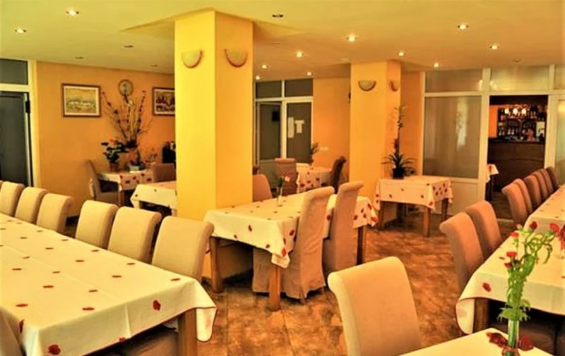 Ocna Șugatag Cazare | Motel (K0765-3) Imaginea poate fi supusă drepturilor de autor. Se recomandă contactarea titularului drepturilor.