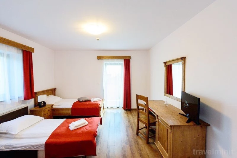 Csíksomlyó, Csíkszereda Szállás | Motel (K1235-9) A kép szerzői jogvédelem alatt állhat. Javasolt a kapcsolatfelvétel a jog tulajdonossal.