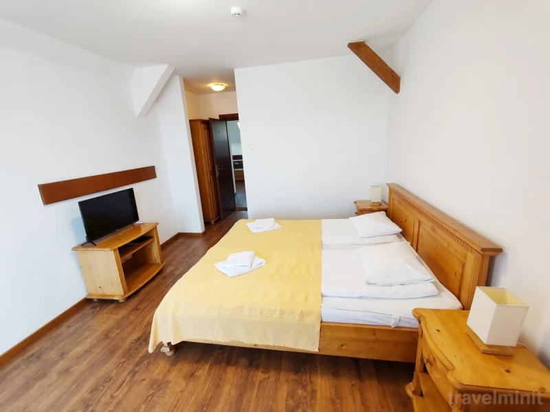 Csíksomlyó, Csíkszereda Szállás | Motel (K1235-34) A kép szerzői jogvédelem alatt állhat. Javasolt a kapcsolatfelvétel a jog tulajdonossal.