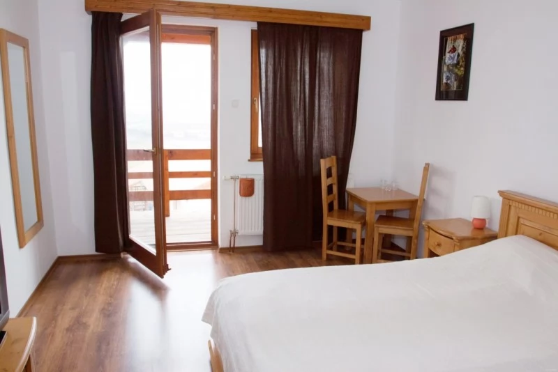 Csíksomlyó, Csíkszereda Szállás | Panzió (K1235-43) A kép szerzői jogvédelem alatt állhat. Javasolt a kapcsolatfelvétel a jog tulajdonossal. Csíksomlyó, Csíkszereda Szállás | Panzió (K1235-43) A kép szerzői jogvédelem alatt állhat. Javasolt a kapcsolatfelvétel a jog tulajdonossal.