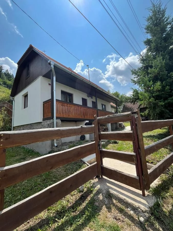 Csíksomlyó, Csíkszereda Szállás | Hotel**** (K1503-1) A kép szerzői jogvédelem alatt állhat. Javasolt a kapcsolatfelvétel a jog tulajdonossal.