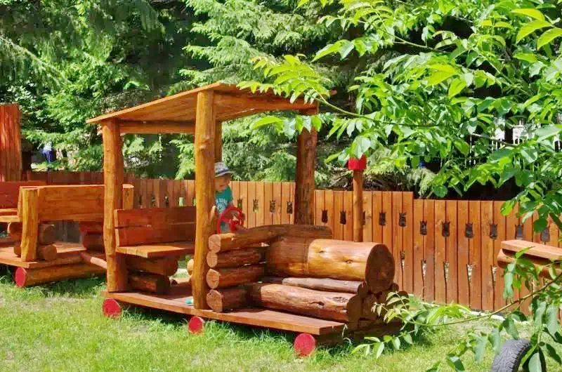 Cazare Miercurea Ciuc - Pensiunea Szécsény 88  Szabadidőpark | Csíkszereda - Szécsény 88 Szabadidőpark - volt Zöldfenyő Panzió. Imaginea poate fi supusă drepturilor de autor. Se recomandă contactarea titularului drepturilor.