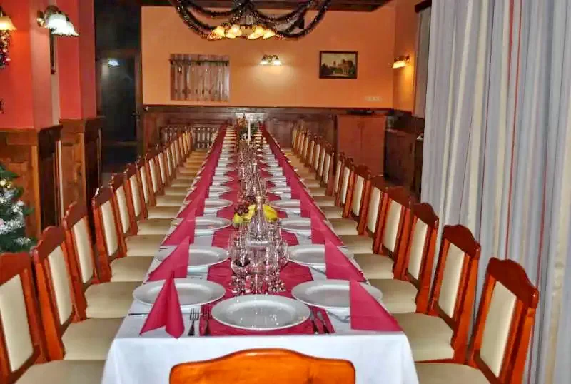 Miercurea Ciuc Cazare | Motel (K0078-1) Imaginea poate fi supusă drepturilor de autor. Se recomandă contactarea titularului drepturilor.