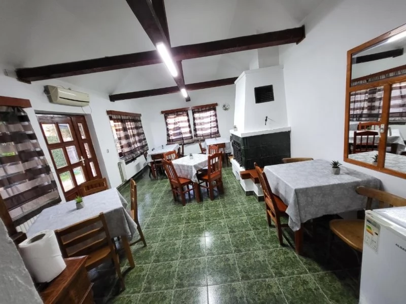 Miercurea Ciuc Cazare | Motel (K0147-19) Imaginea poate fi supusă drepturilor de autor. Se recomandă contactarea titularului drepturilor.