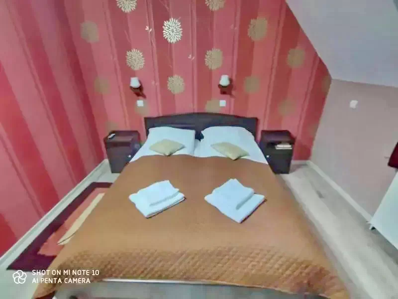 Csíkszereda Szállás | Motel (K0193-31) A kép szerzői jogvédelem alatt állhat. Javasolt a kapcsolatfelvétel a jog tulajdonossal.