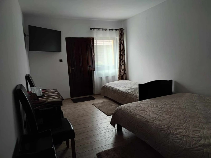 Csíkszereda Szállás | Motel (K0193-45) A kép szerzői jogvédelem alatt állhat. Javasolt a kapcsolatfelvétel a jog tulajdonossal.