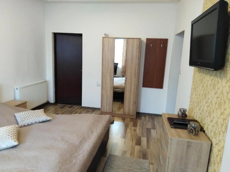 Csíkszereda Szállás | Motel (K0193-47) A kép szerzői jogvédelem alatt állhat. Javasolt a kapcsolatfelvétel a jog tulajdonossal.