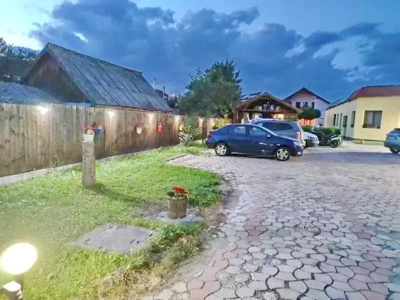 Szállás Miercurea Ciuc - Pensiunea Siesta*** | Csíkszereda - Siesta Panzió***. A kép szerzői jogvédelem alatt állhat. Javasolt a kapcsolatfelvétel a jog tulajdonossal.