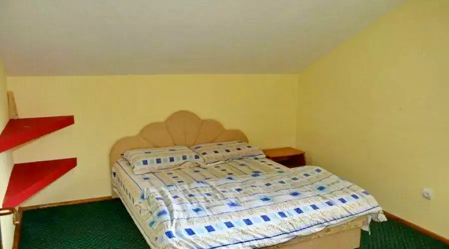 Csíkszereda Szállás | Kulcsosház (K0438-8) A kép szerzői jogvédelem alatt állhat. Javasolt a kapcsolatfelvétel a jog tulajdonossal.