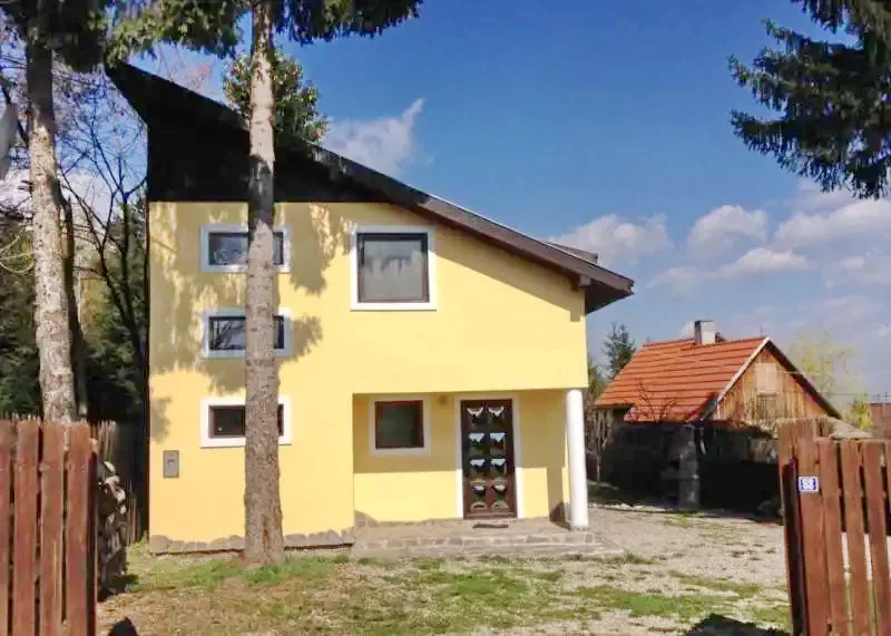 Csíkszereda Szállás | Kulcsosház (K0438-13) A kép szerzői jogvédelem alatt állhat. Javasolt a kapcsolatfelvétel a jog tulajdonossal.