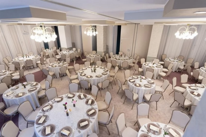 Miercurea Ciuc Cazare | Pensiune turistică (K1460-2) Imaginea poate fi supusă drepturilor de autor. Se recomandă contactarea titularului drepturilor.