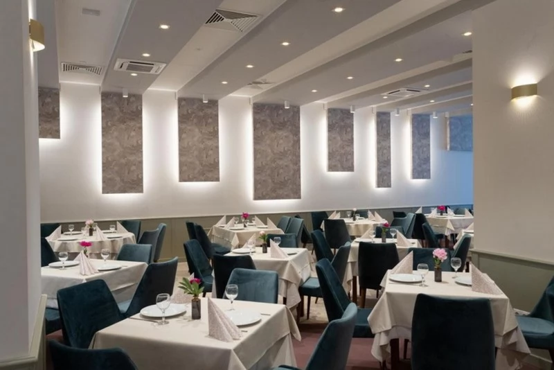 Csíkszereda Szállás | Turisztikai panzió (K1460-6) A kép szerzői jogvédelem alatt állhat. Javasolt a kapcsolatfelvétel a jog tulajdonossal.