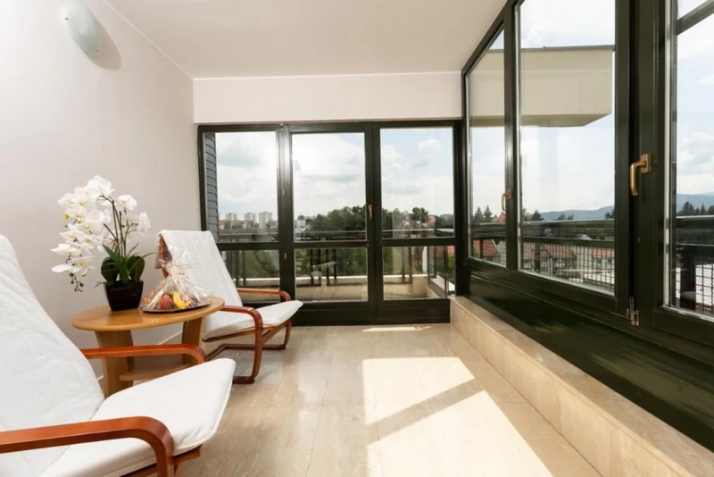 Csíkszereda Szállás | Turisztikai panzió (K1460-9) A kép szerzői jogvédelem alatt állhat. Javasolt a kapcsolatfelvétel a jog tulajdonossal.