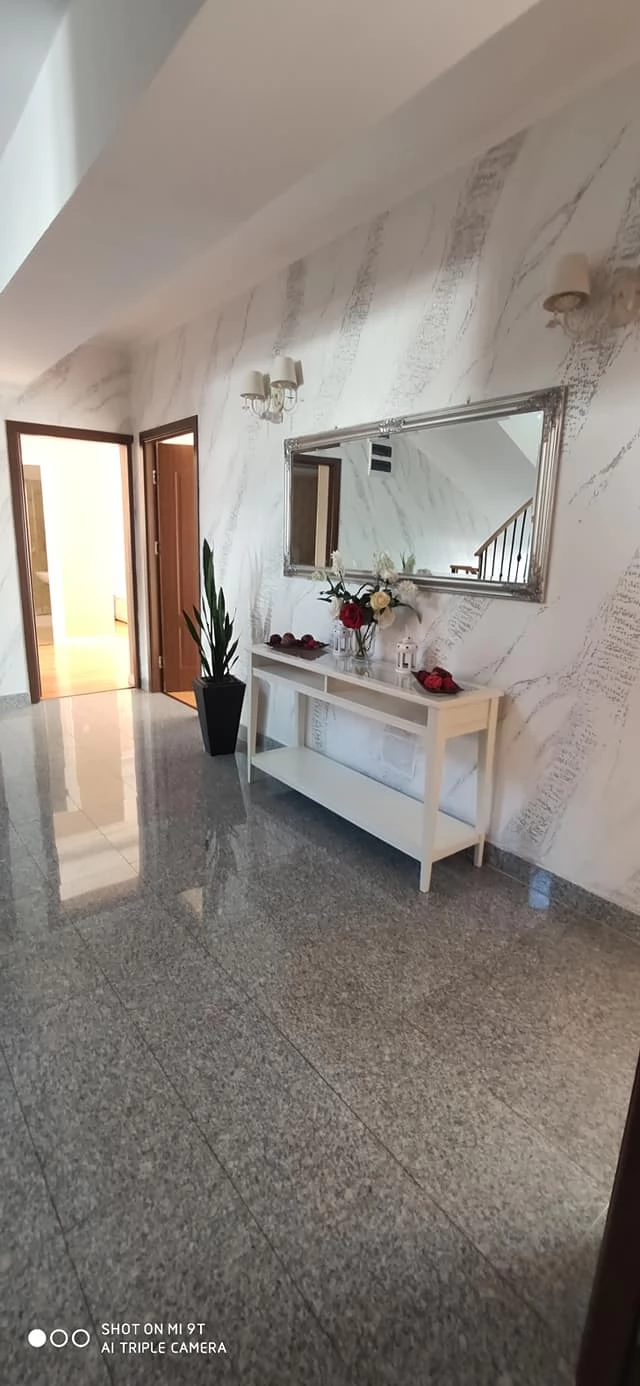 Băile Felix Cazare | Vilă (K0695-15) Imaginea poate fi supusă drepturilor de autor. Se recomandă contactarea titularului drepturilor.