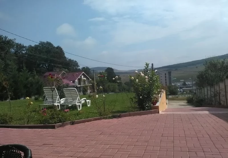 Băile Felix Cazare | Vilă (K0695-25) Imaginea poate fi supusă drepturilor de autor. Se recomandă contactarea titularului drepturilor.