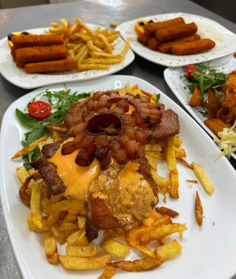 Gyergyószentmiklós Szállás | Turisztikai panzió (K0093-42) A kép szerzői jogvédelem alatt állhat. Javasolt a kapcsolatfelvétel a jog tulajdonossal.