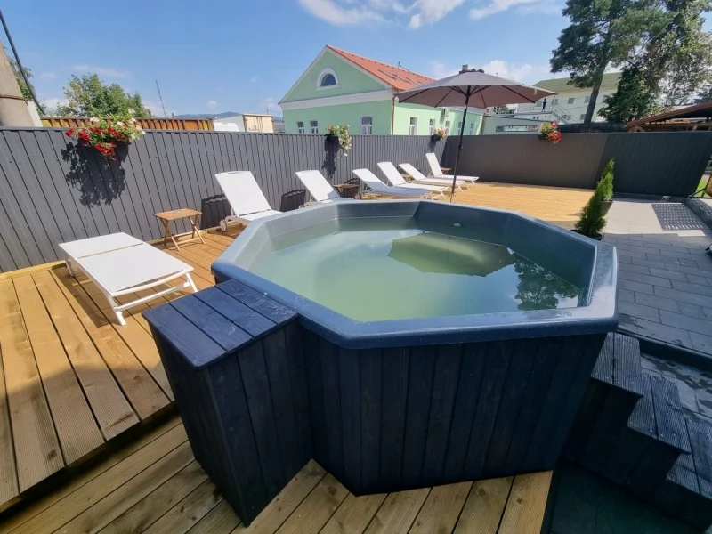 Gheorgheni Cazare | Pensiune turistică (K0093-86) Imaginea poate fi supusă drepturilor de autor. Se recomandă contactarea titularului drepturilor.