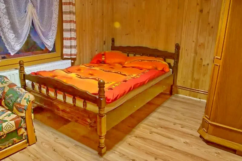 Gheorgheni Cazare | Motel (K0141-16) Imaginea poate fi supusă drepturilor de autor. Se recomandă contactarea titularului drepturilor.
