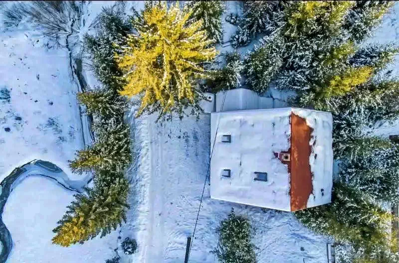 Gheorgheni Cazare | Sat de vacanță (K0156-25) Imaginea poate fi supusă drepturilor de autor. Se recomandă contactarea titularului drepturilor.