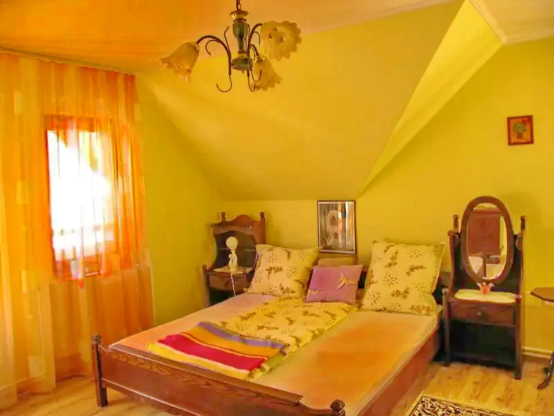 Gyergyószentmiklós Szállás | Motel (K0158-9) A kép szerzői jogvédelem alatt állhat. Javasolt a kapcsolatfelvétel a jog tulajdonossal.