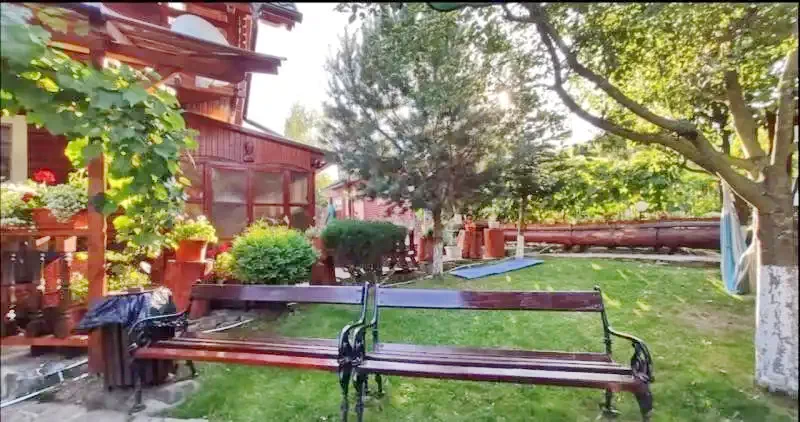 Gyergyószentmiklós Szállás | Motel (K0158-23) A kép szerzői jogvédelem alatt állhat. Javasolt a kapcsolatfelvétel a jog tulajdonossal.