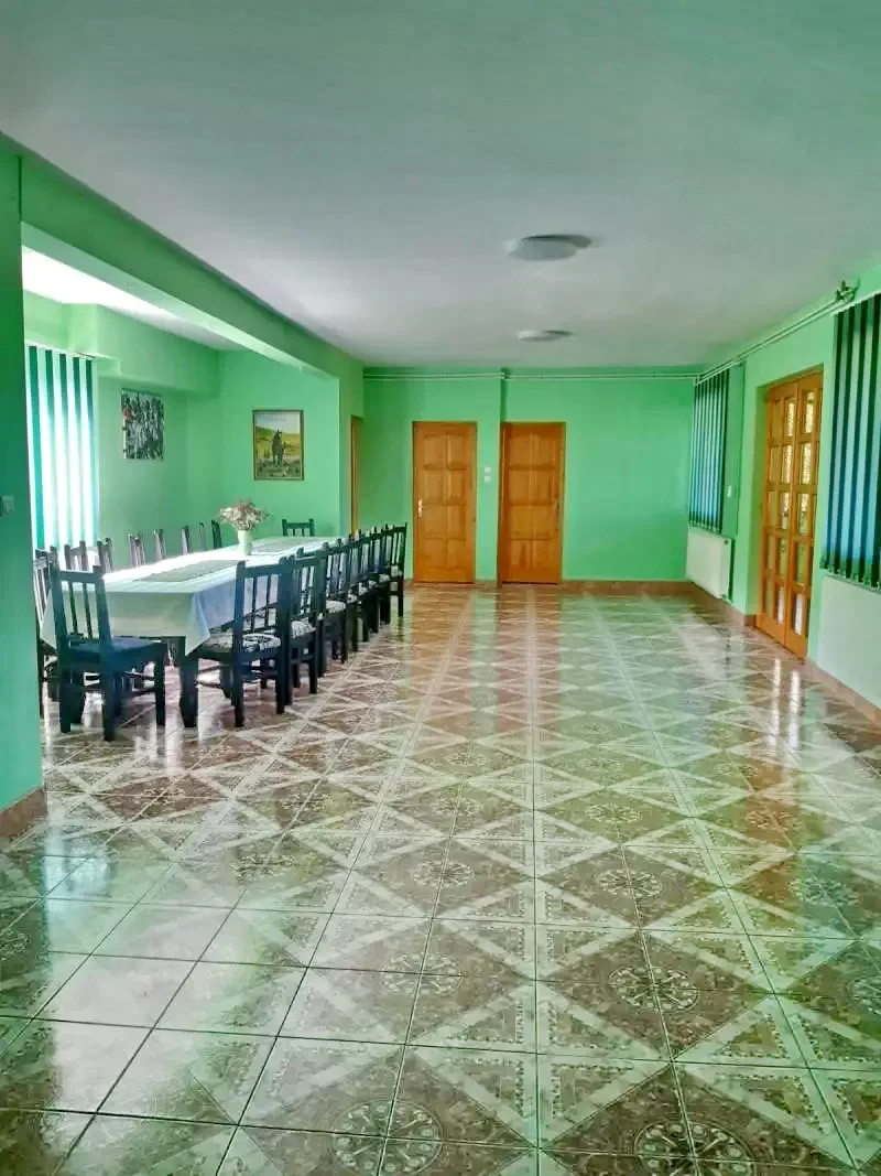 Gheorgheni Cazare | Motel (K0189-3) Imaginea poate fi supusă drepturilor de autor. Se recomandă contactarea titularului drepturilor.