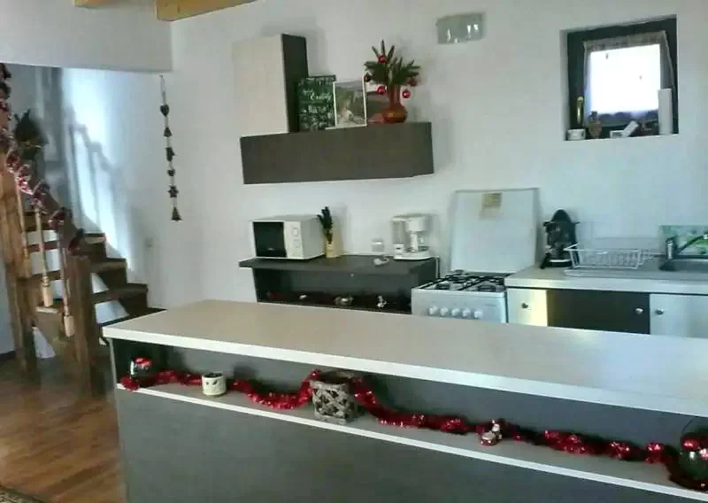 Gheorgheni Cazare | Sat de vacanță (K0237-16) Imaginea poate fi supusă drepturilor de autor. Se recomandă contactarea titularului drepturilor.