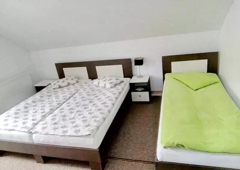 Gyergyószentmiklós Szállás | Kulcsosház (K0237-29) A kép szerzői jogvédelem alatt állhat. Javasolt a kapcsolatfelvétel a jog tulajdonossal. Gyergyószentmiklós Szállás | Kulcsosház (K0237-29) A kép szerzői jogvédelem alatt állhat. Javasolt a kapcsolatfelvétel a jog tulajdonossal.