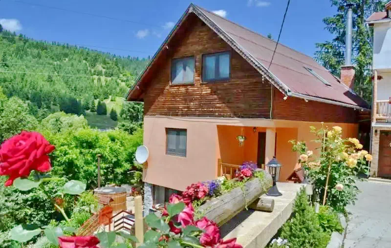 Gheorgheni Cazare | Motel (K0255-2) Imaginea poate fi supusă drepturilor de autor. Se recomandă contactarea titularului drepturilor.