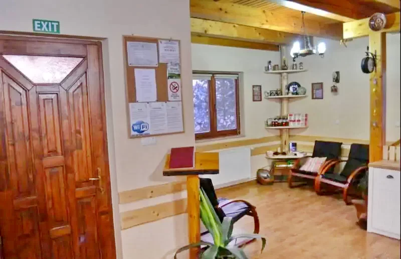 Gheorgheni Cazare | Motel (K0255-12) Imaginea poate fi supusă drepturilor de autor. Se recomandă contactarea titularului drepturilor.