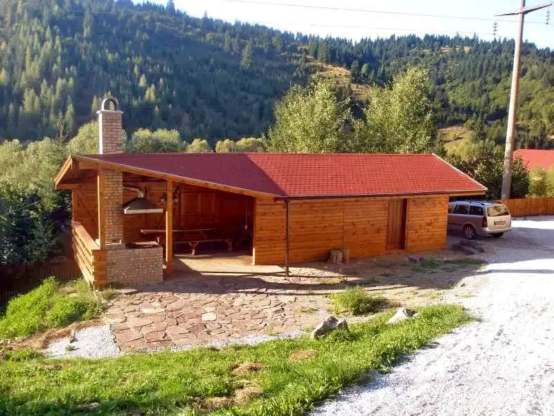 Gyergyószentmiklós Szállás | Üdülőfalu (K0307-18) A kép szerzői jogvédelem alatt állhat. Javasolt a kapcsolatfelvétel a jog tulajdonossal.