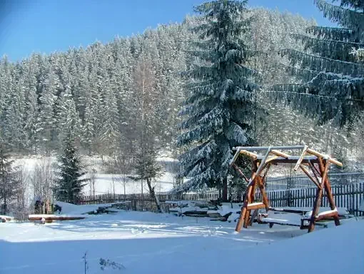 Cazare Gheorgheni - Casa de vacanță Tekse Illés | Gyergyószentmiklós - Tekse Illés Kulcsosház. Imaginea poate fi supusă drepturilor de autor. Se recomandă contactarea titularului drepturilor.