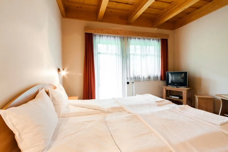 Gyergyószentmiklós Szállás | Motel (K0372-32) A kép szerzői jogvédelem alatt állhat. Javasolt a kapcsolatfelvétel a jog tulajdonossal.