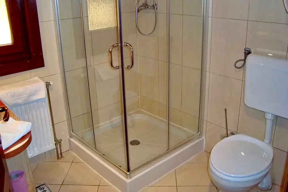 Gheorgheni Cazare | Motel (K0372-35) Imaginea poate fi supusă drepturilor de autor. Se recomandă contactarea titularului drepturilor.