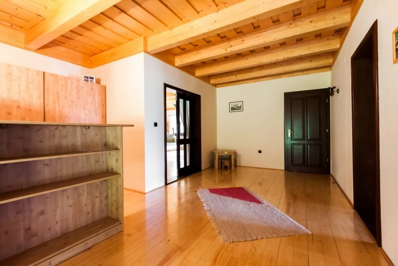 Gheorgheni Cazare | Motel (K0372-39) Imaginea poate fi supusă drepturilor de autor. Se recomandă contactarea titularului drepturilor.