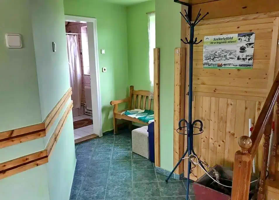 Hargitafürdő Szállás | Motel (K1129-5) A kép szerzői jogvédelem alatt állhat. Javasolt a kapcsolatfelvétel a jog tulajdonossal.