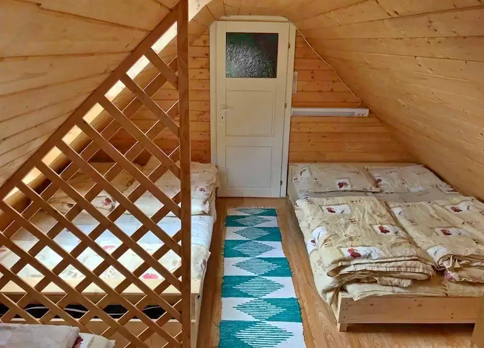 Hargitafürdő Szállás | Motel (K1129-12) A kép szerzői jogvédelem alatt állhat. Javasolt a kapcsolatfelvétel a jog tulajdonossal.