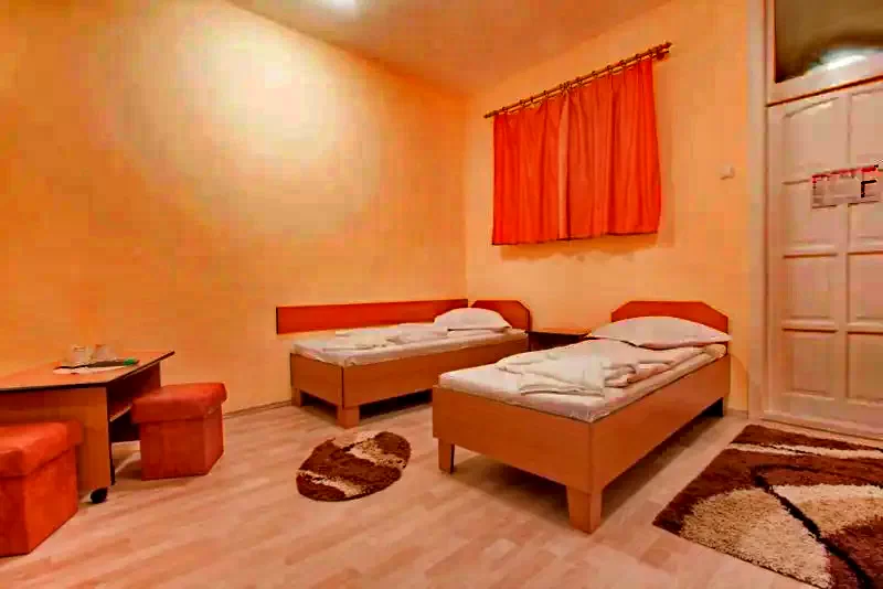 Gheorgheni Cazare | Motel (K0374-7) Imaginea poate fi supusă drepturilor de autor. Se recomandă contactarea titularului drepturilor.