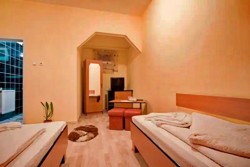 Gyergyószentmiklós Szállás | Motel (K0374-9) A kép szerzői jogvédelem alatt állhat. Javasolt a kapcsolatfelvétel a jog tulajdonossal.