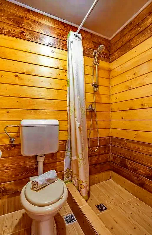 Gheorgheni Cazare | Motel (K0375-24) Imaginea poate fi supusă drepturilor de autor. Se recomandă contactarea titularului drepturilor.