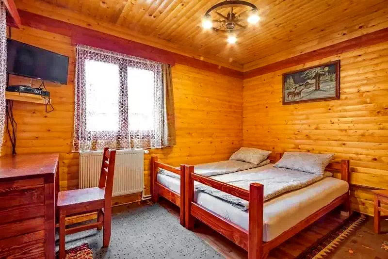 Gyergyószentmiklós Szállás | Motel (K0375-29) A kép szerzői jogvédelem alatt állhat. Javasolt a kapcsolatfelvétel a jog tulajdonossal.