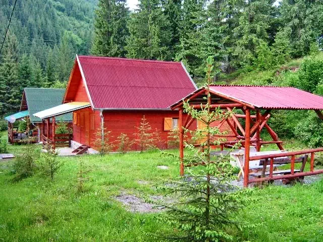 Gheorgheni Cazare | Cabană (K0377-12) Imaginea poate fi supusă drepturilor de autor. Se recomandă contactarea titularului drepturilor.
