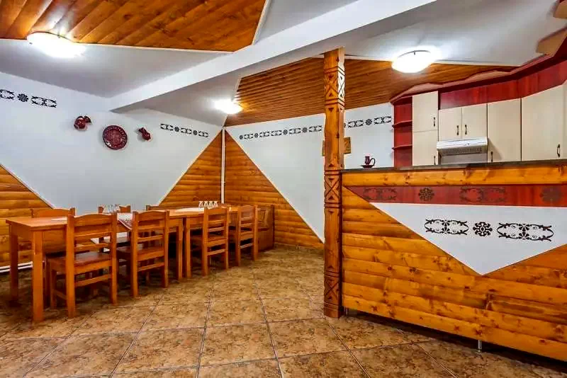 Gheorgheni Cazare | Motel (K0376-9) Imaginea poate fi supusă drepturilor de autor. Se recomandă contactarea titularului drepturilor.