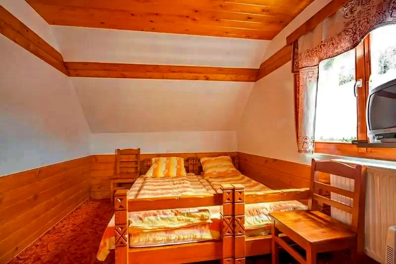 Gheorgheni Cazare | Motel (K0376-13) Imaginea poate fi supusă drepturilor de autor. Se recomandă contactarea titularului drepturilor.