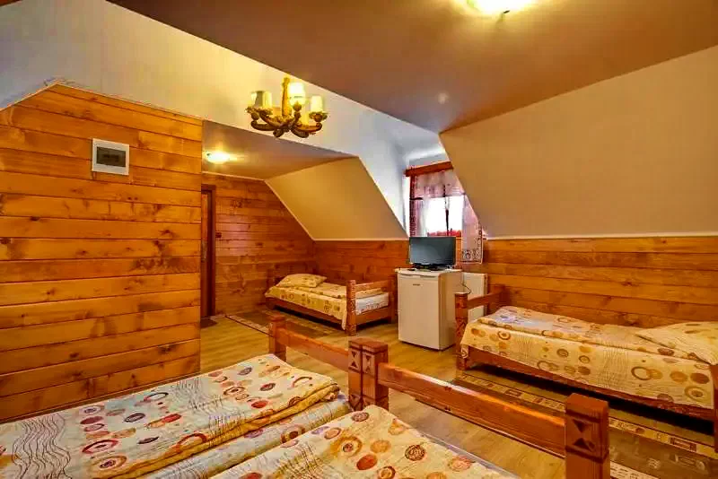 Gyergyószentmiklós Szállás | Motel (K0376-15) A kép szerzői jogvédelem alatt állhat. Javasolt a kapcsolatfelvétel a jog tulajdonossal.