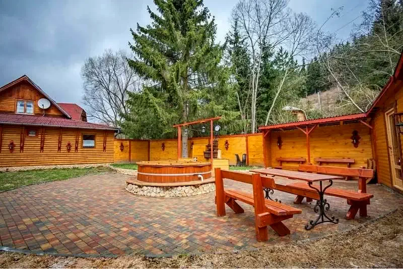 Gheorgheni Cazare | Motel (K0376-24) Imaginea poate fi supusă drepturilor de autor. Se recomandă contactarea titularului drepturilor.