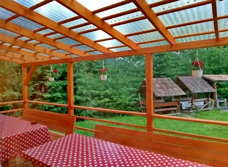 Gheorgheni Cazare | Sat de vacanță (K0378-30) Imaginea poate fi supusă drepturilor de autor. Se recomandă contactarea titularului drepturilor.