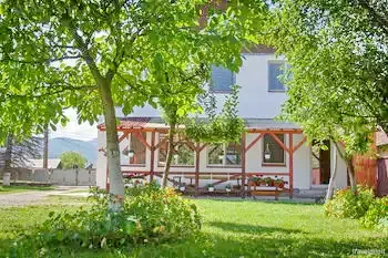 Gyergyócsomafalva Szállás | Hotel**** (K0537-14) A kép szerzői jogvédelem alatt állhat. Javasolt a kapcsolatfelvétel a jog tulajdonossal.