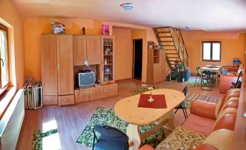 Gheorgheni Cazare | Sat de vacanță (K0623-4) Imaginea poate fi supusă drepturilor de autor. Se recomandă contactarea titularului drepturilor.